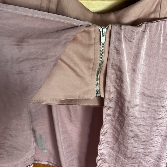 Beautiful off shoulder bustier top - Picture 5 of 8